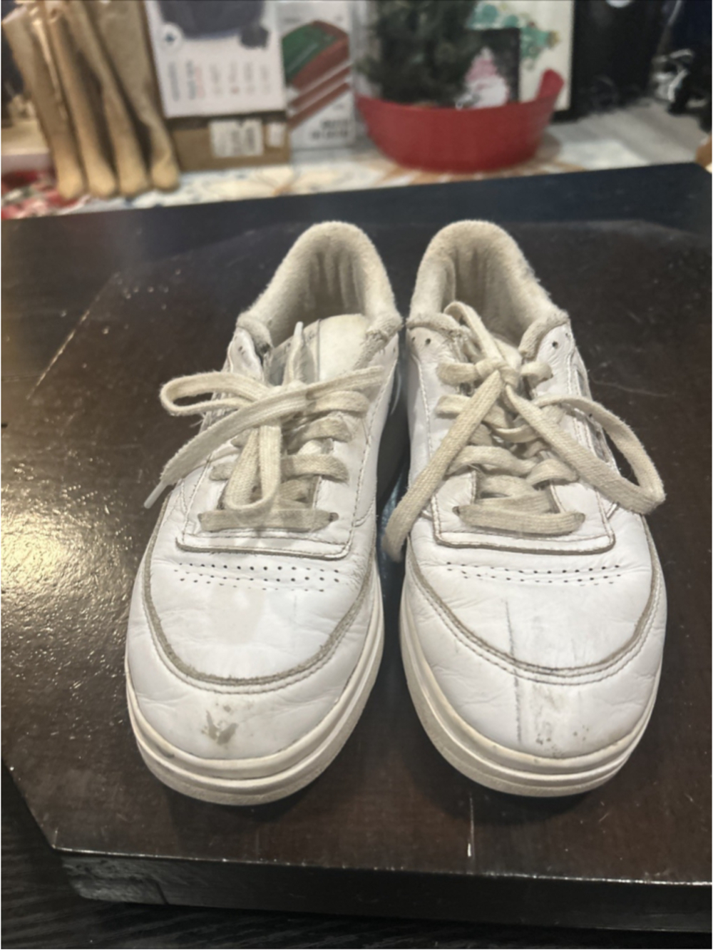 Youth Girls White Reebok Sneakers Shoes Size 6 Woman's 7
